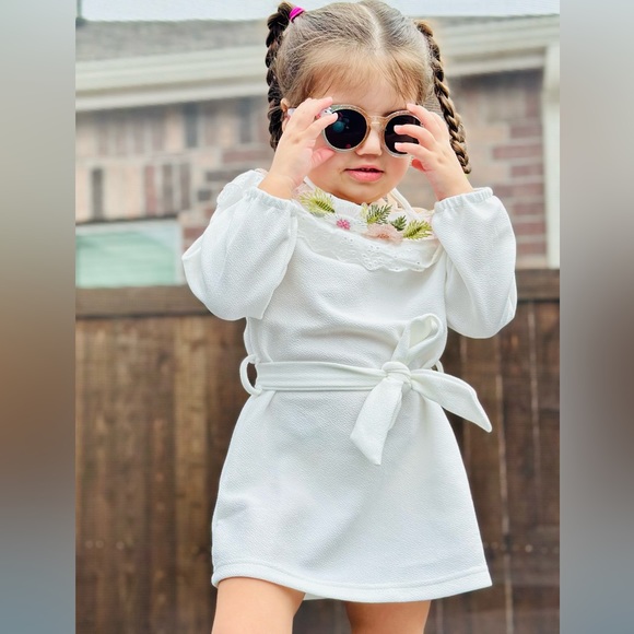 Meet your Posher, Elizabeth - Picture 6 of 6